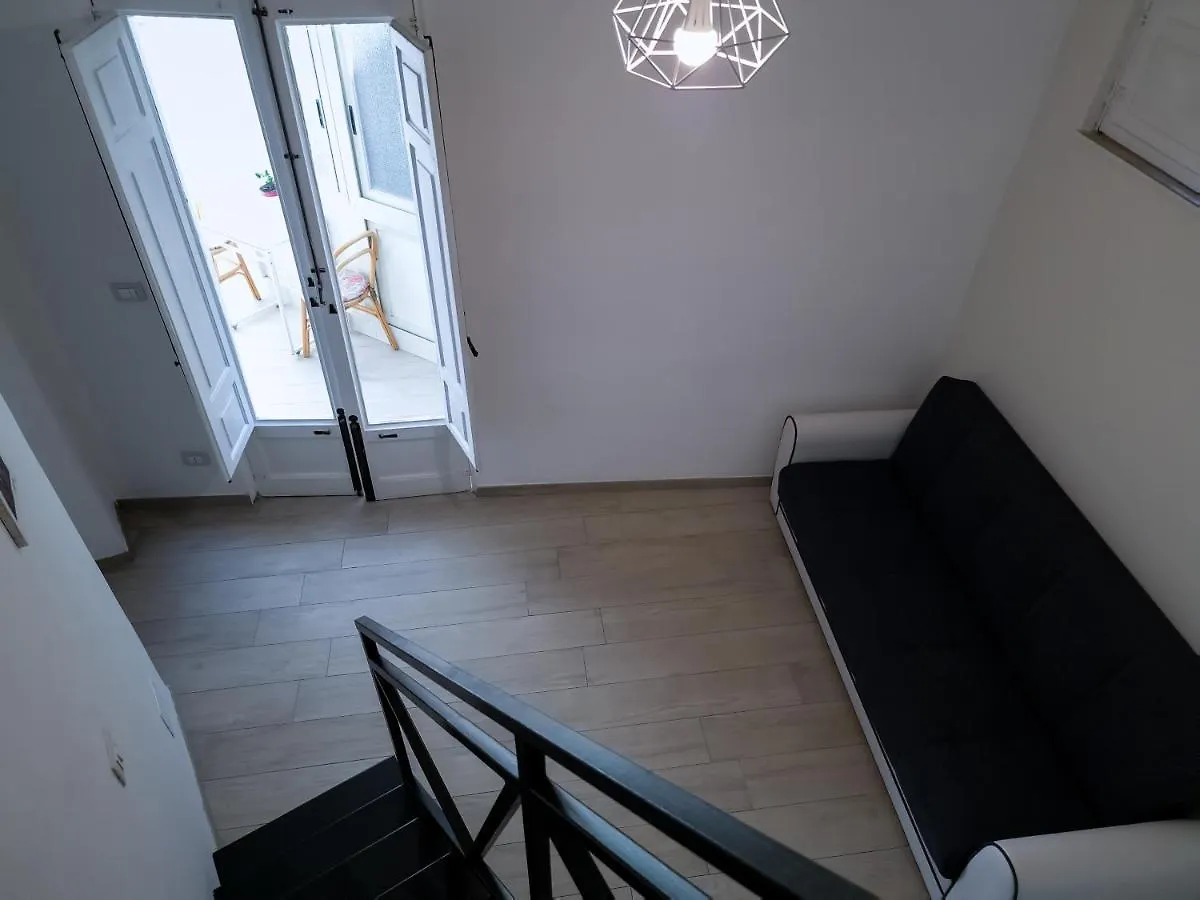 La Casa Dietro Le Quinte Apartment Catania Italy